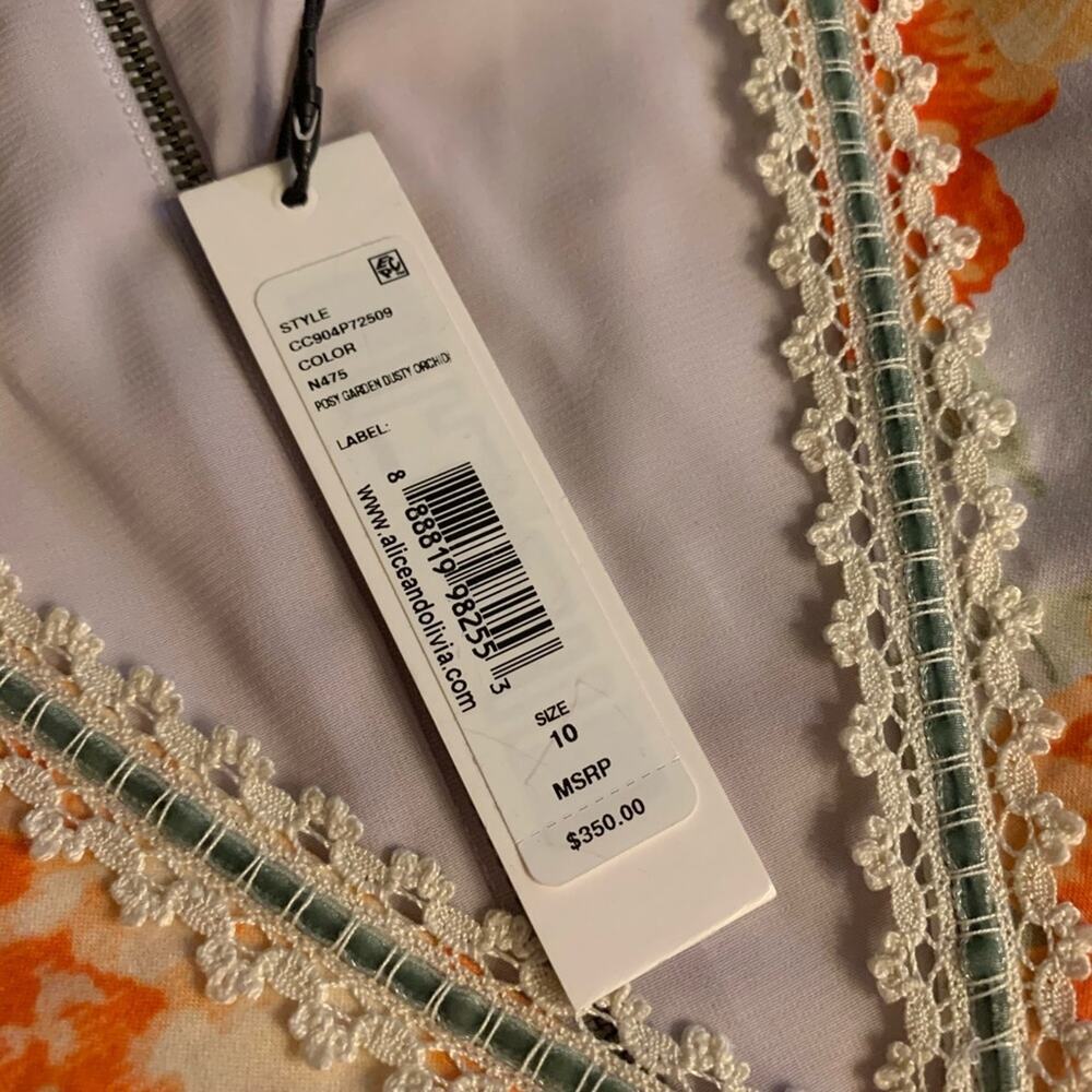 Alice + Olivia Kirean Dress. - Picture 12 of 12